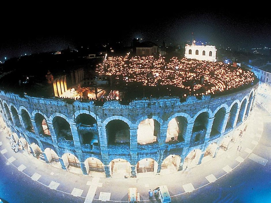 Opernreise Arena di Verona Konzertreise EUROBUS Busreisen