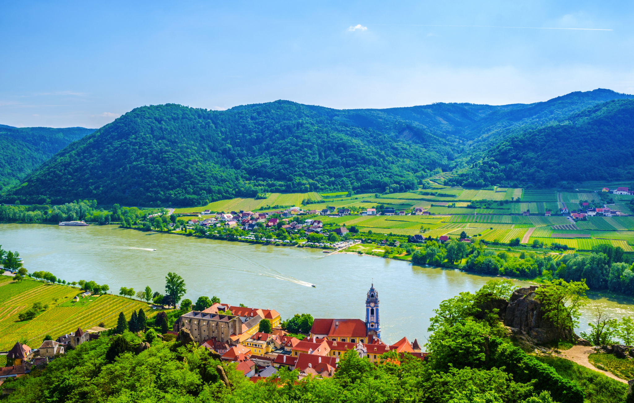 Luftbild von Dürnstein in der Wachau Luftbild von Dürnstein in der Wachau Bild