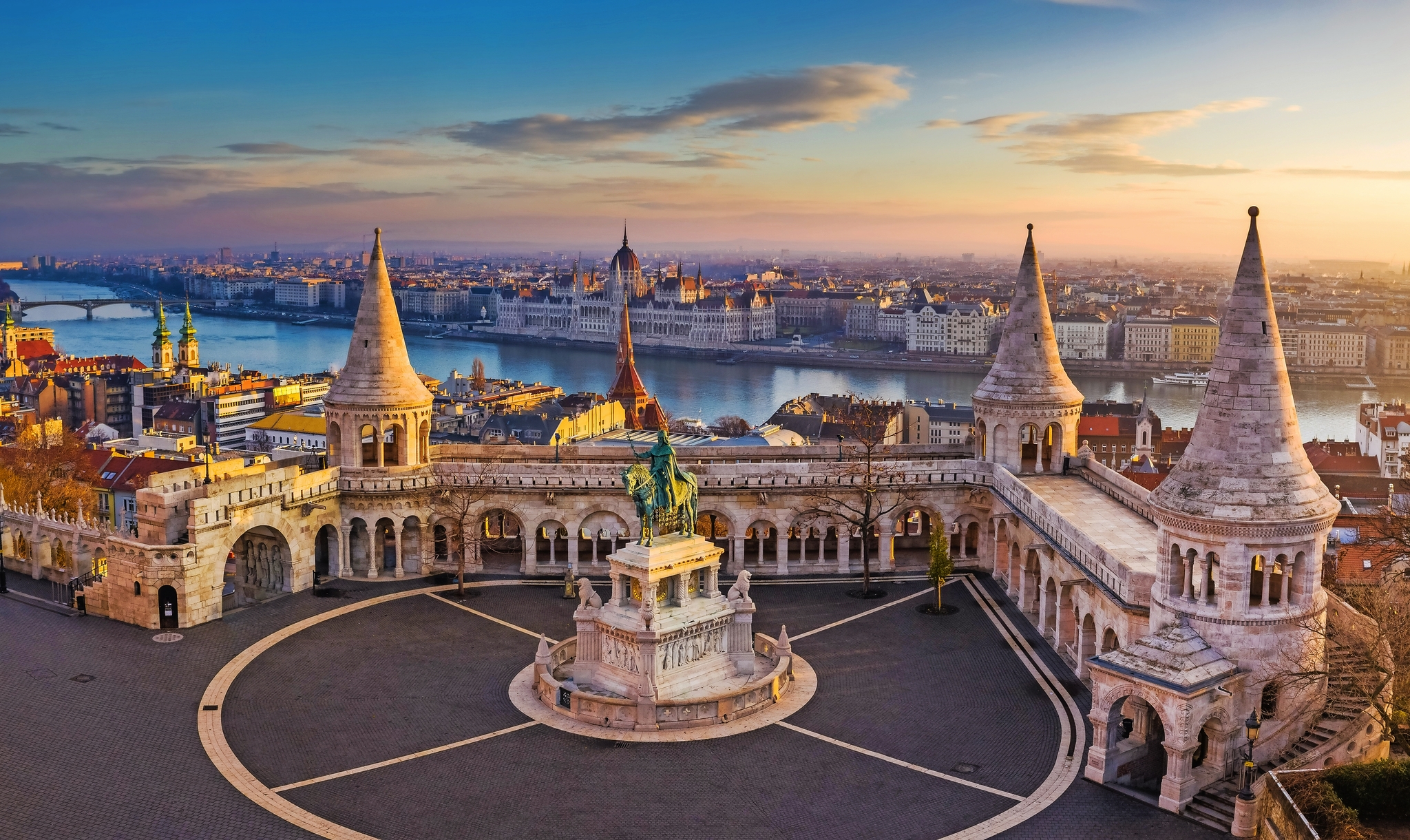 Budapest Fisherman's Bastion Budapest Fisherman's Bastion Bild