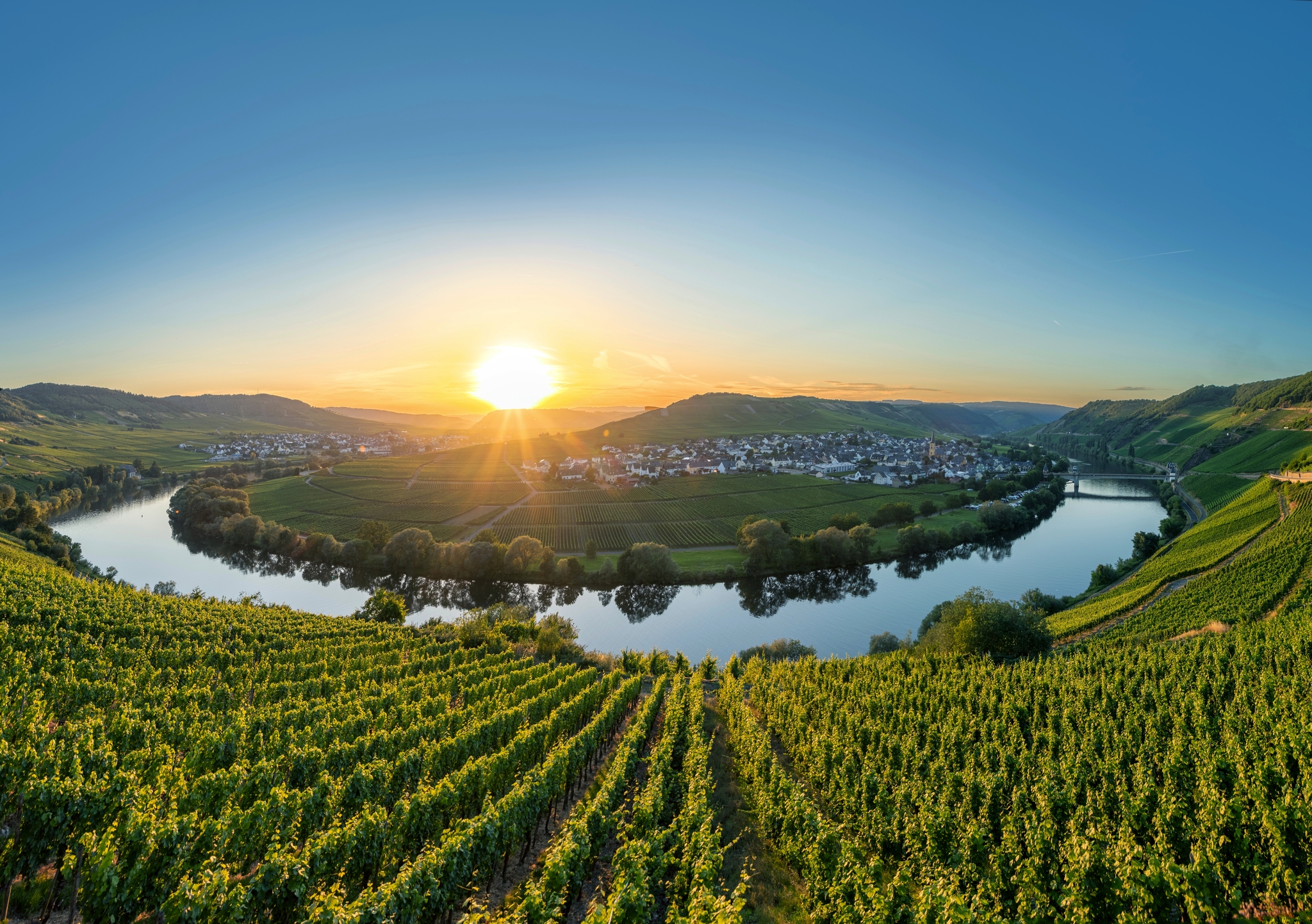 Abenddämmerung über der Mosel Abenddämmerung über der Mosel Bild
