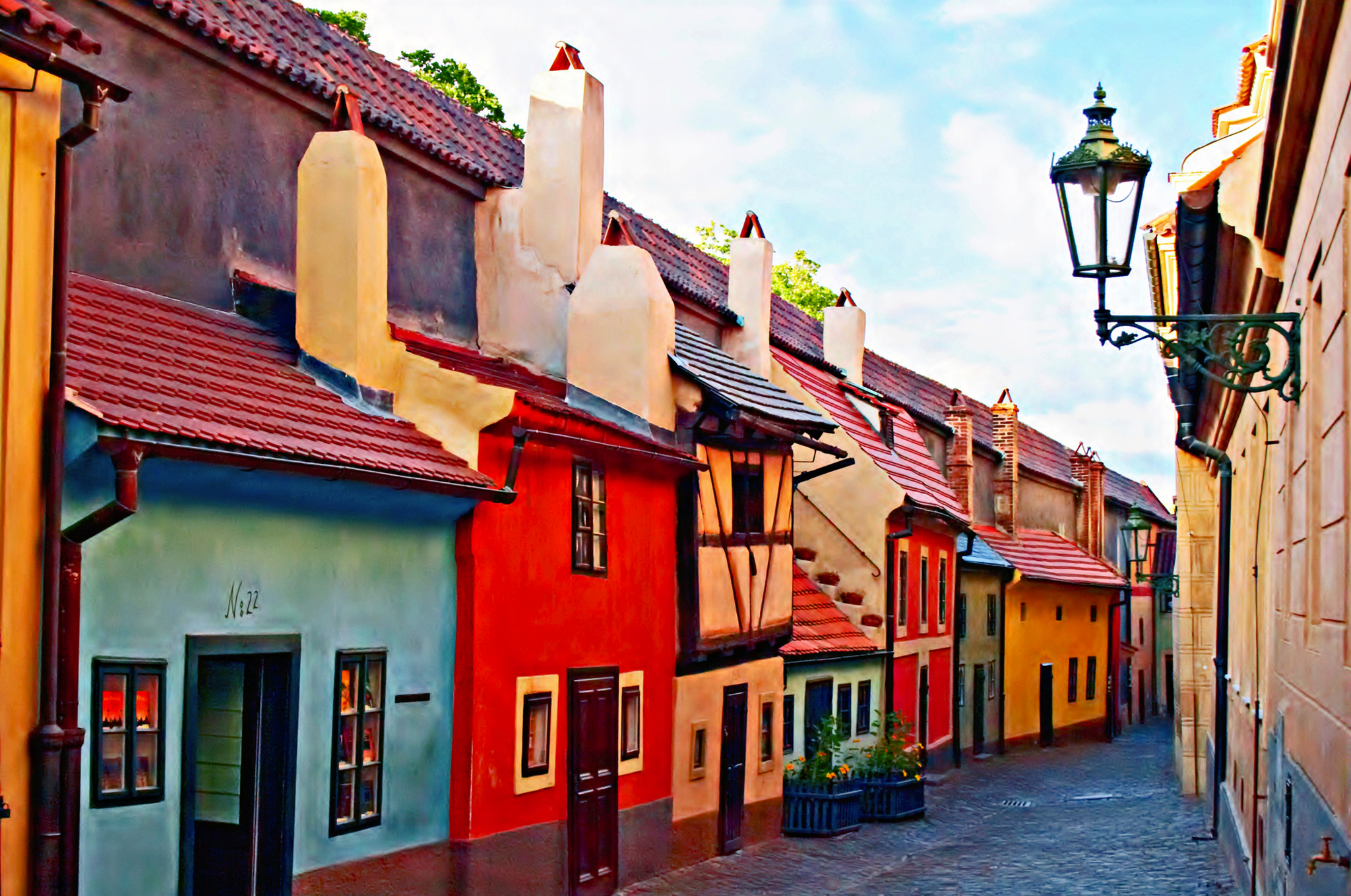 das Goldene Gässchen an der Innenmauer der Prager Burg, Tschechien das Goldene Gässchen an der Innenmauer der Prager Burg, Tschechien Bild