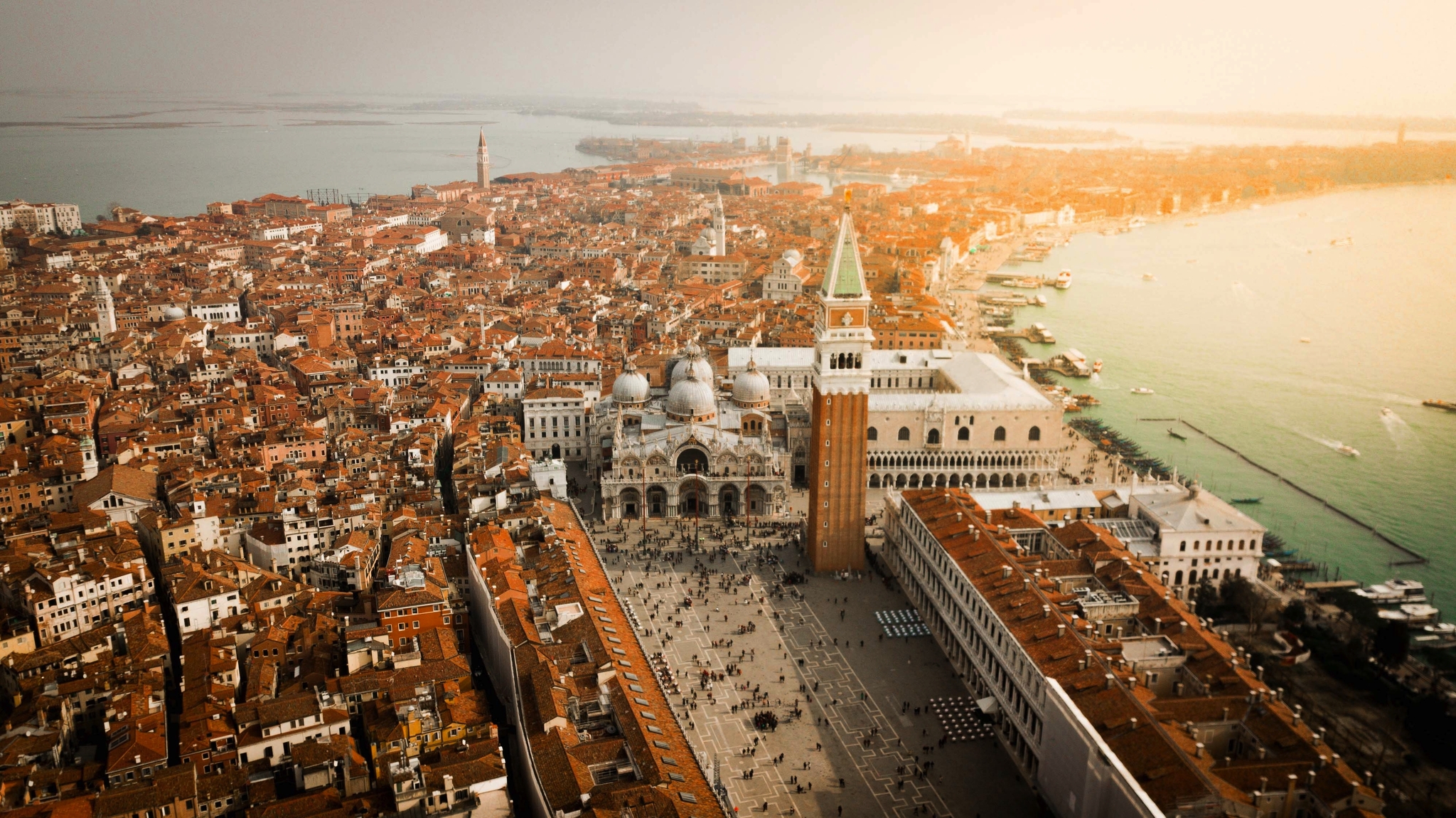 Venedig von oben Blick Richtung Markusplatz Venedig von oben Blick Richtung Markusplatz Bild