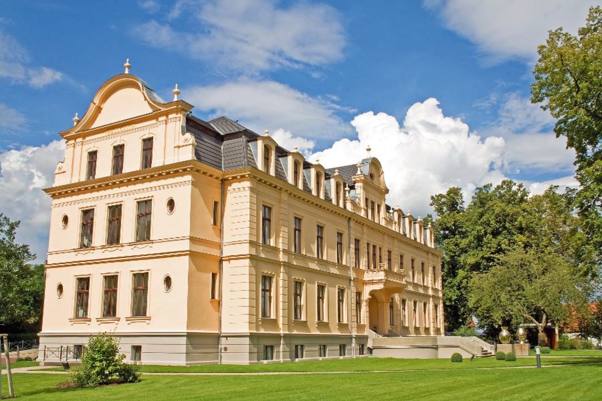 Schloss Ribbeck im Havelland Schloss Ribbeck im Havelland Bild