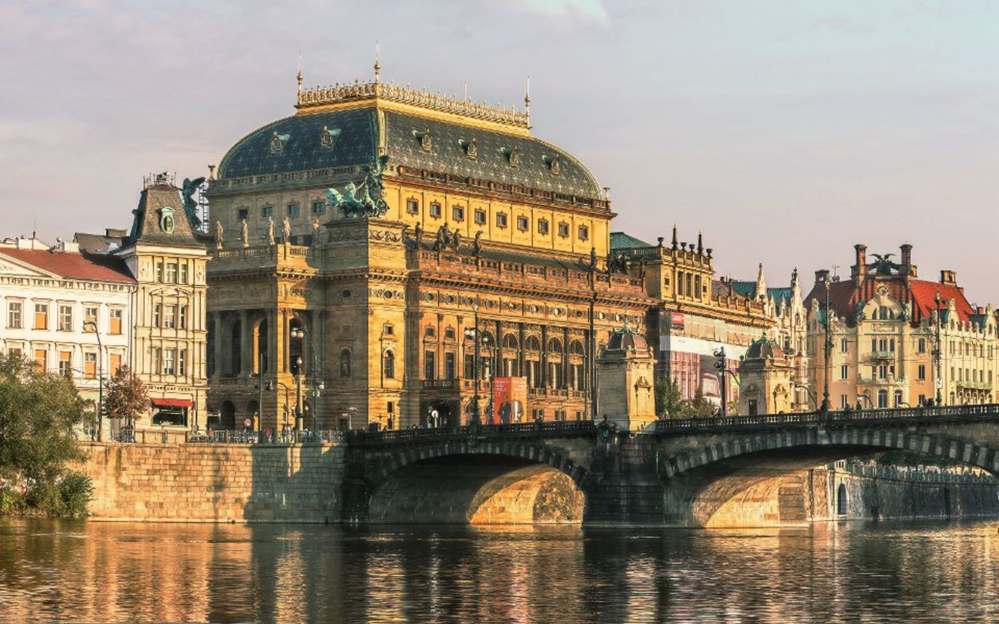 Nationaltheater in der Prage Neustadt Nationaltheater in der Prage Neustadt Bild