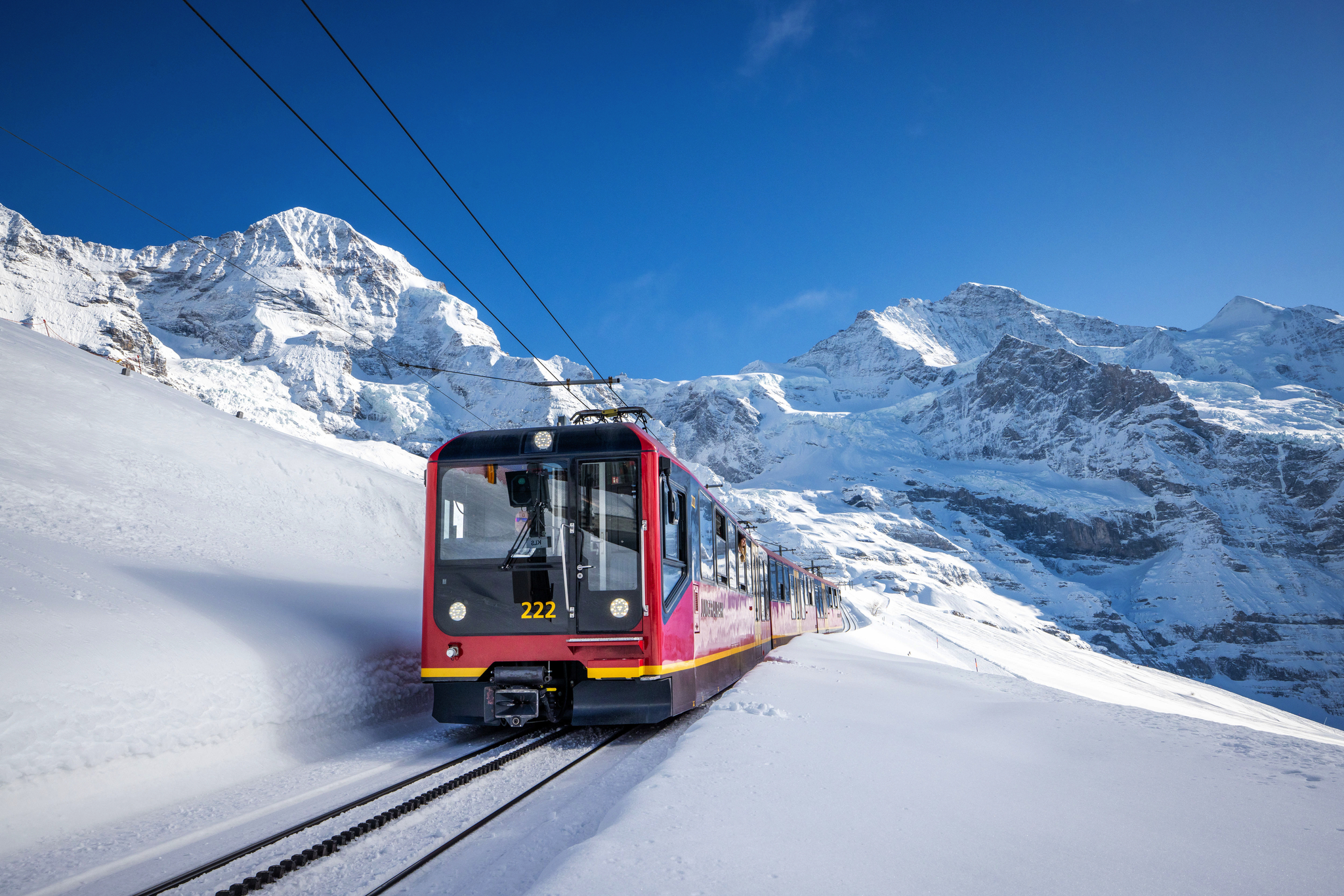 Jungfraubahn auf die kleine Scheidegg Bild