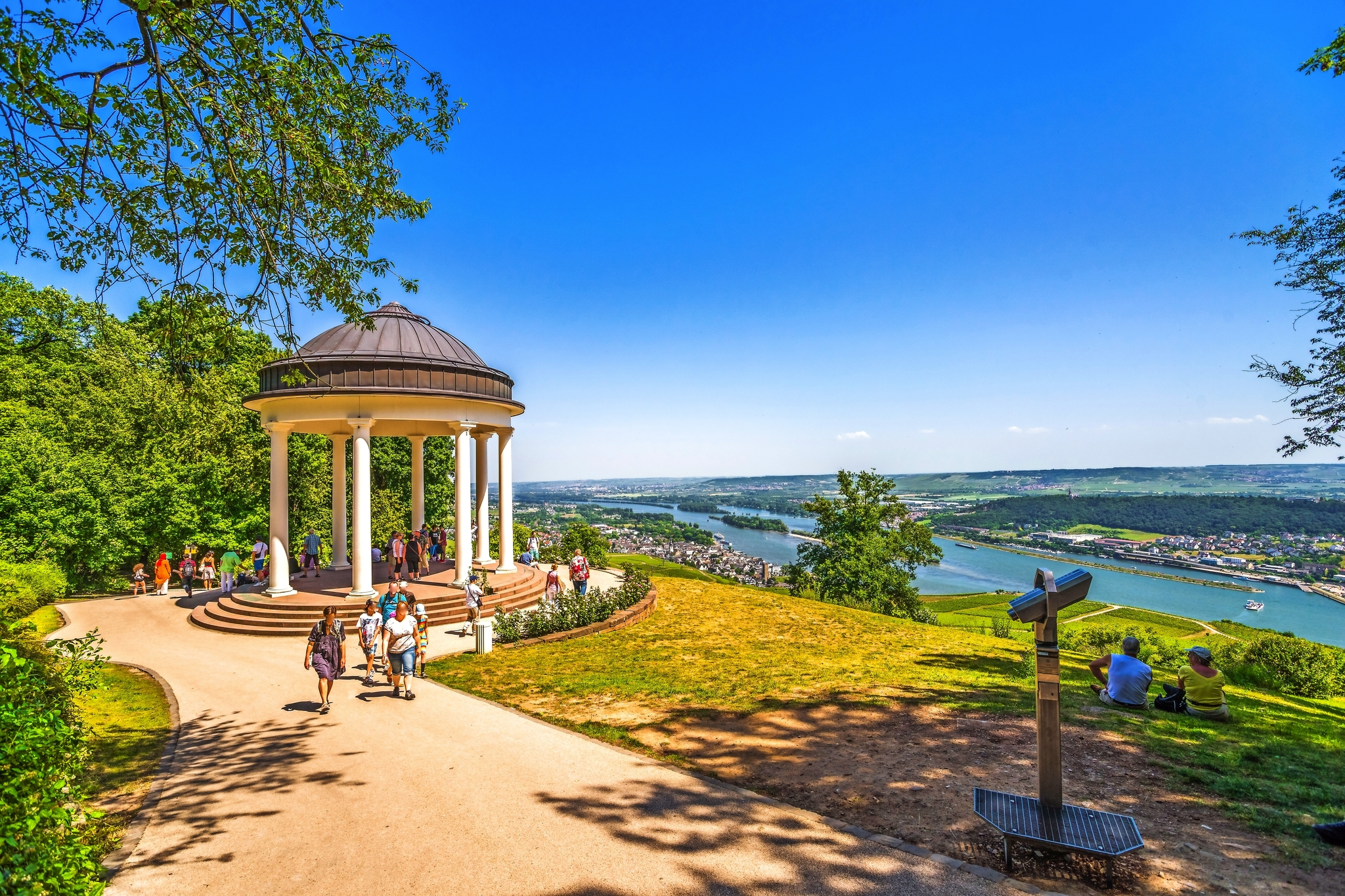 Blick vom Niederwalddenkmal Blick vom Niederwalddenkmal Bild