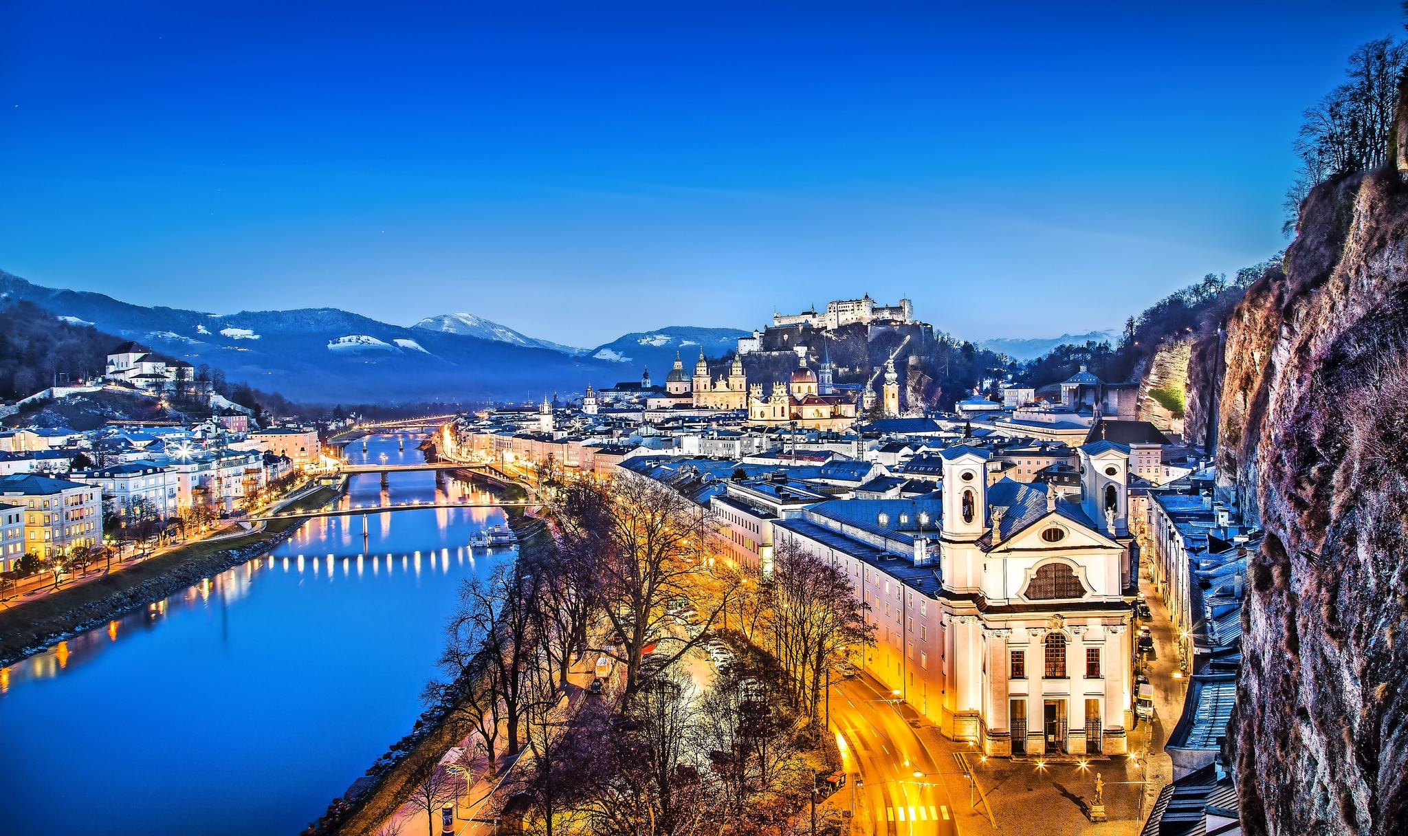 Salzburg in der blauen Stunde Salzburg in der blauen Stunde Bild
