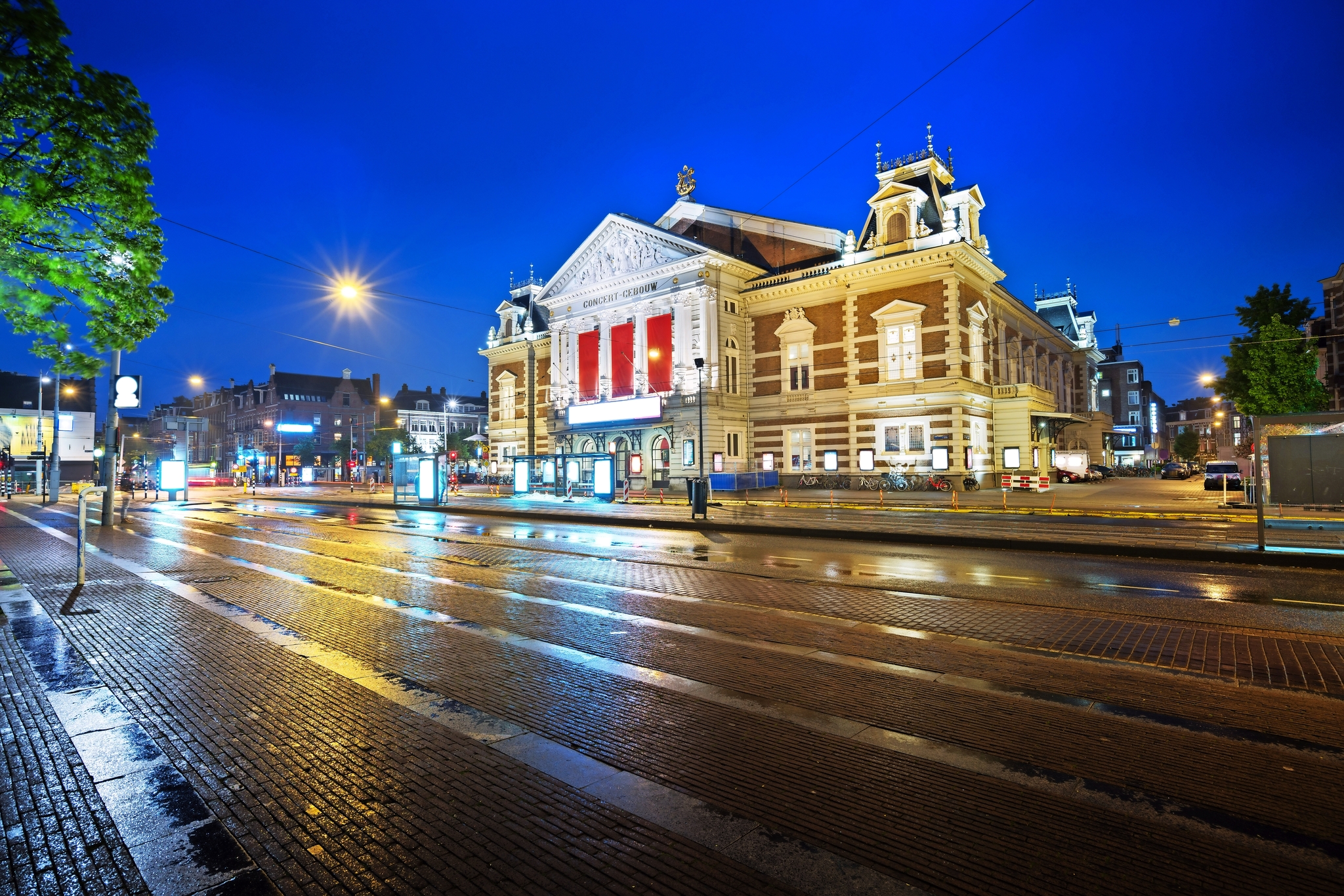 Königliches Konzertgebäude in Amsterdam bei Nacht, Niederlande Königliches Konzertgebäude in Amsterdam bei Nacht, Niederlande Bild
